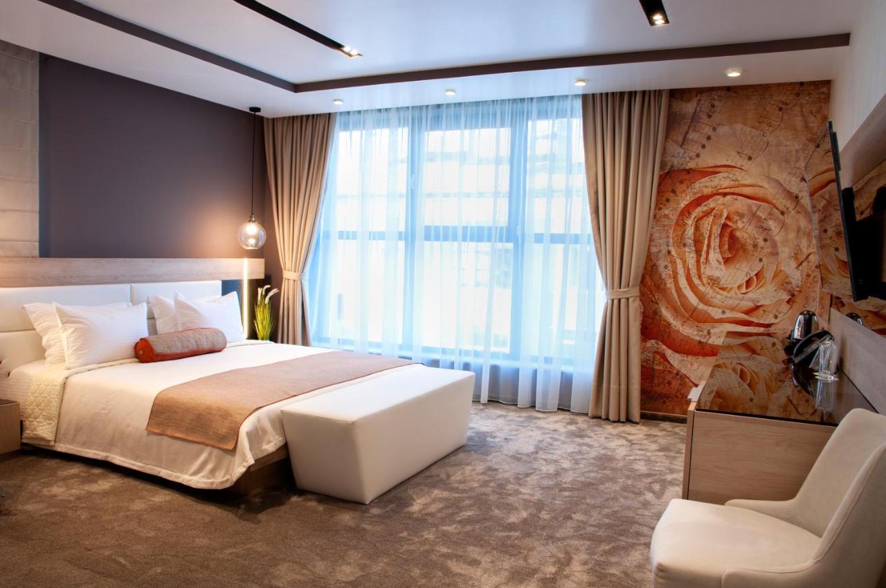 Family Hotel Business Club Szumen Zewnętrze zdjęcie