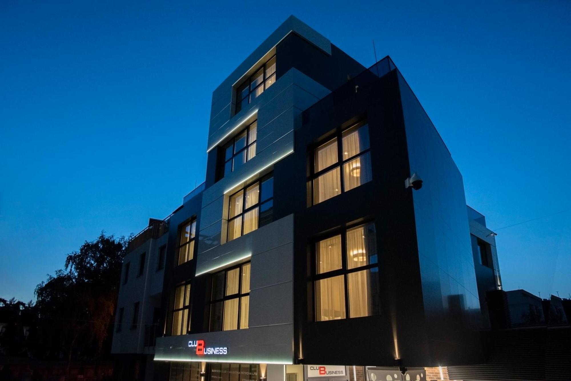 Family Hotel Business Club Szumen Zewnętrze zdjęcie
