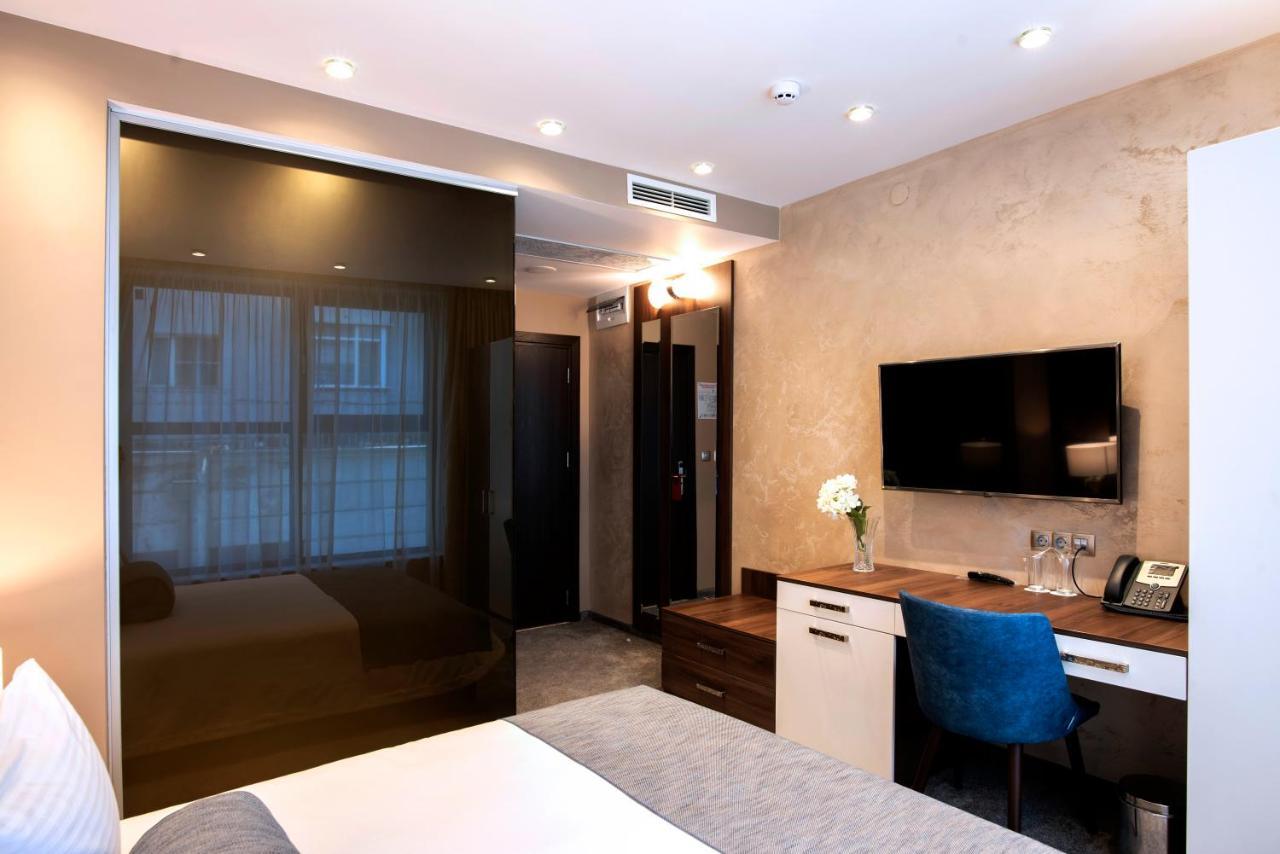 Family Hotel Business Club Szumen Zewnętrze zdjęcie