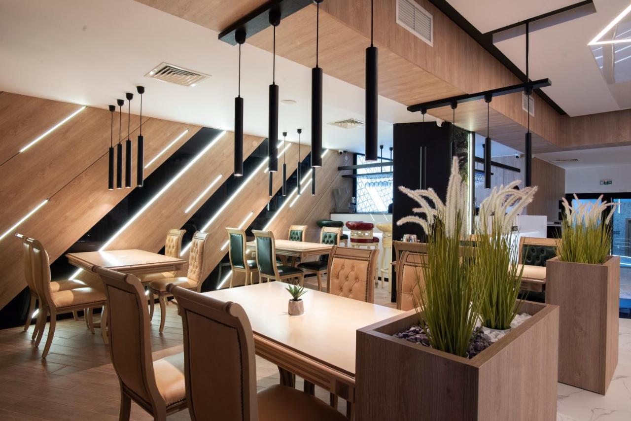 Family Hotel Business Club Szumen Zewnętrze zdjęcie